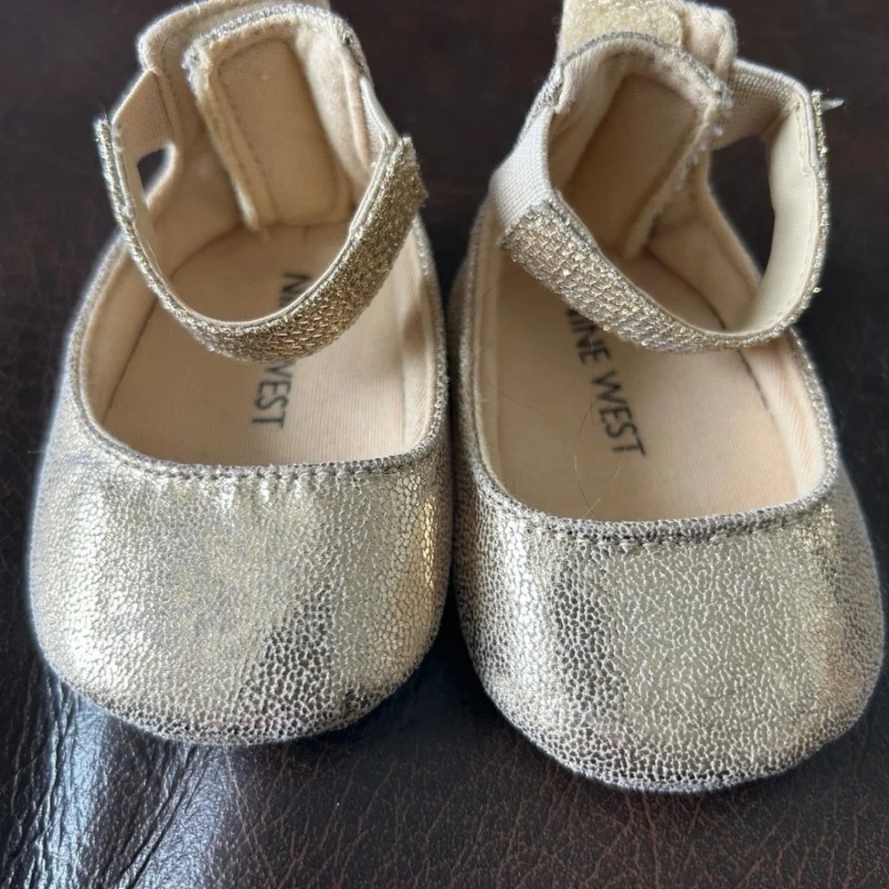 Nine West Baby Girl Faye 2 Ballet Mary Jane Shoes Gold Shimmer Baby Dress shoes
